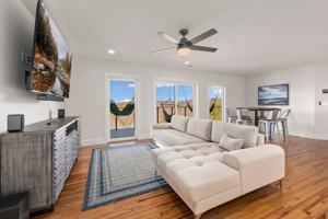 featured image of 9196 N Park Rd