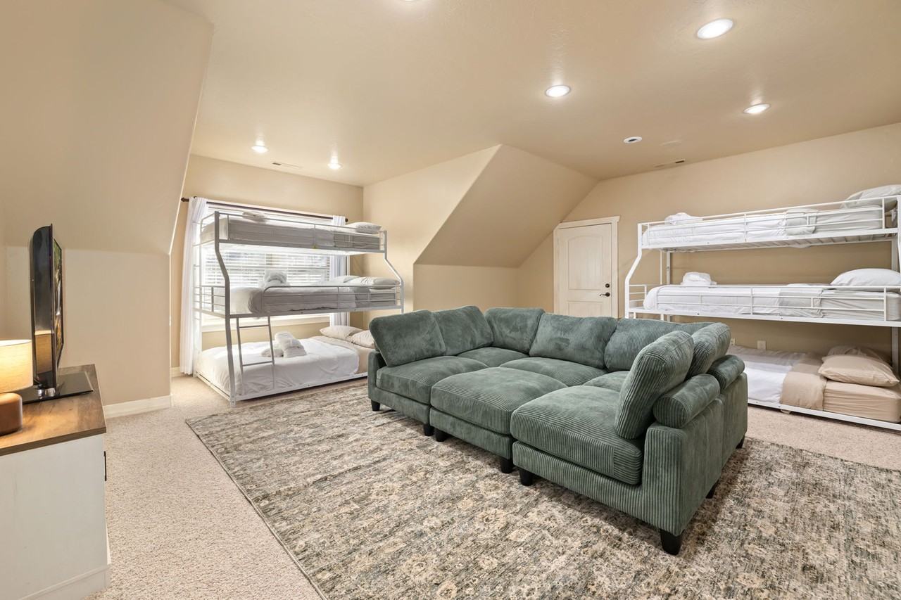 4933 Trout Farm Rd #1221930P - Photo 5 of 40