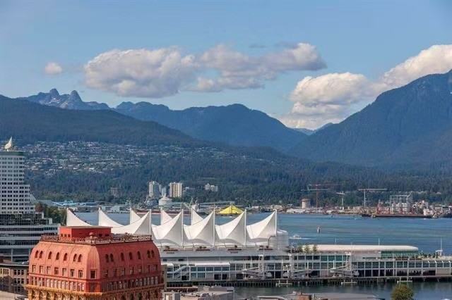 183 Keefer Pl #3201 - Photo 2 of 24