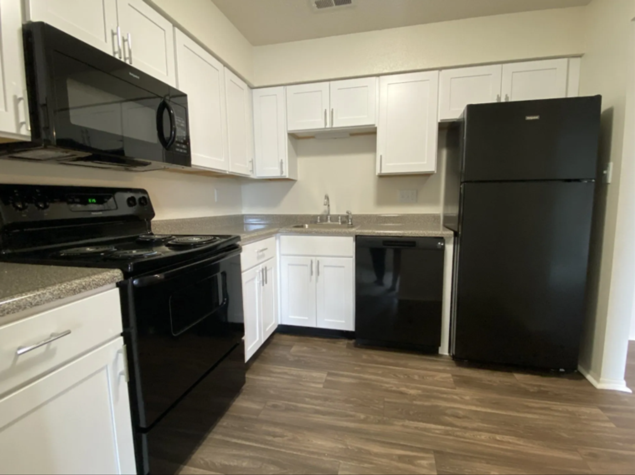 Village Square Apartments - Photo 6 of 50