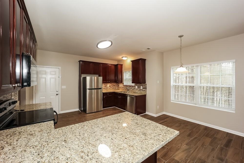 475 Boxelder Rd - Photo 7 of 17