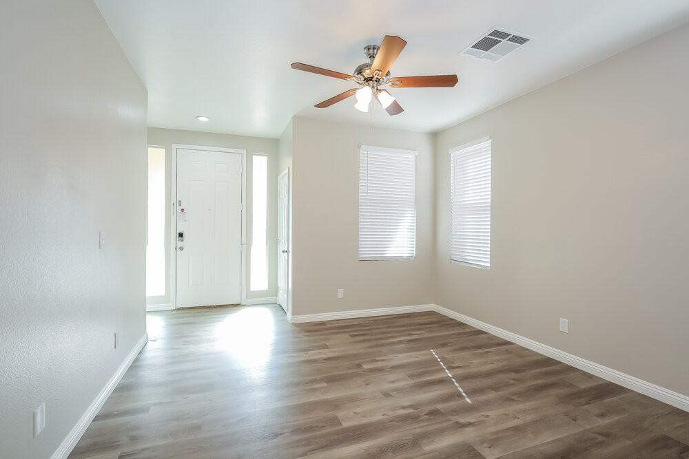 4404 Altamira Cave Dr - Photo 4 of 17