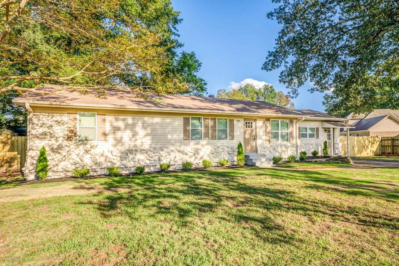 3994 Oak Rd - Photo 2 of 18