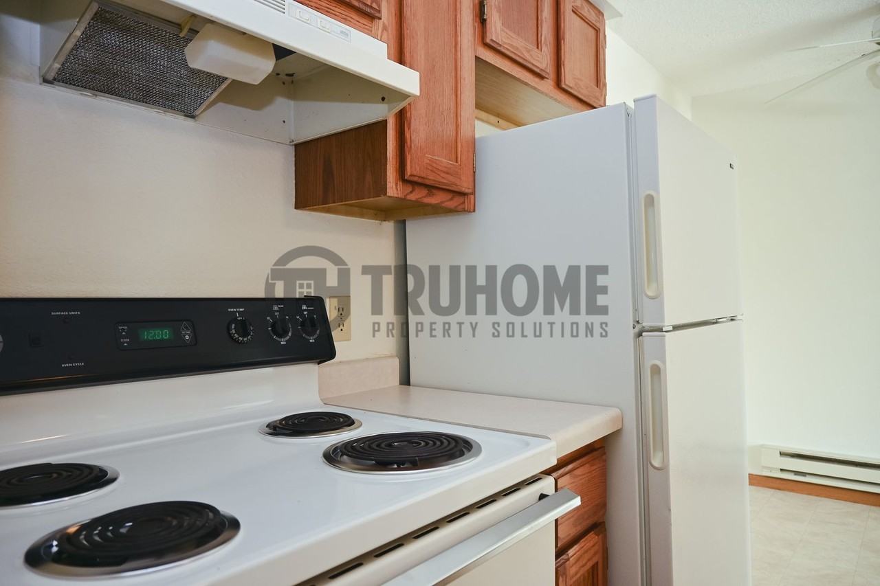 2134 8th Ave NW - Photo 6 of 11