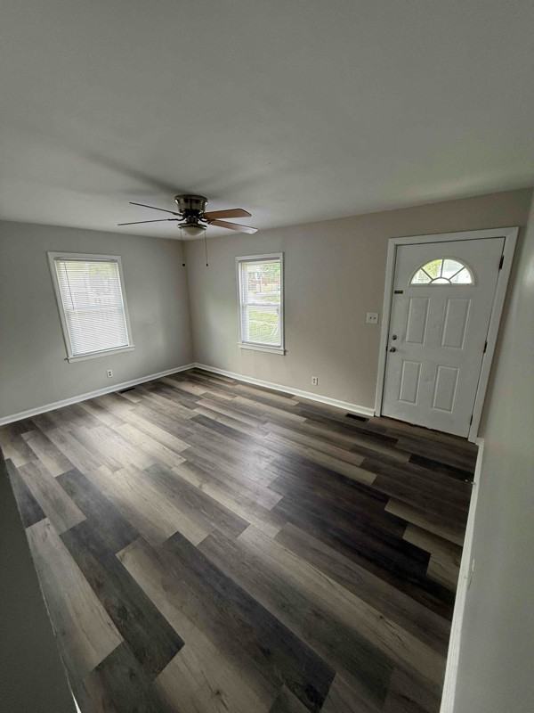 3802 Craig Ave - Photo 3 of 12