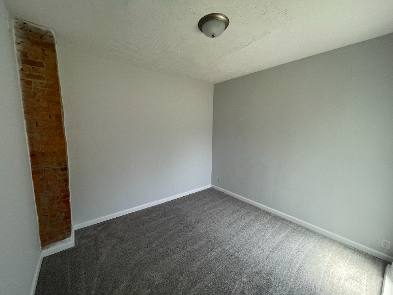 4004 E Michigan St - Photo 5 of 12