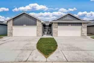 5427 N Briskbay Ct - Photo 1 of 1
