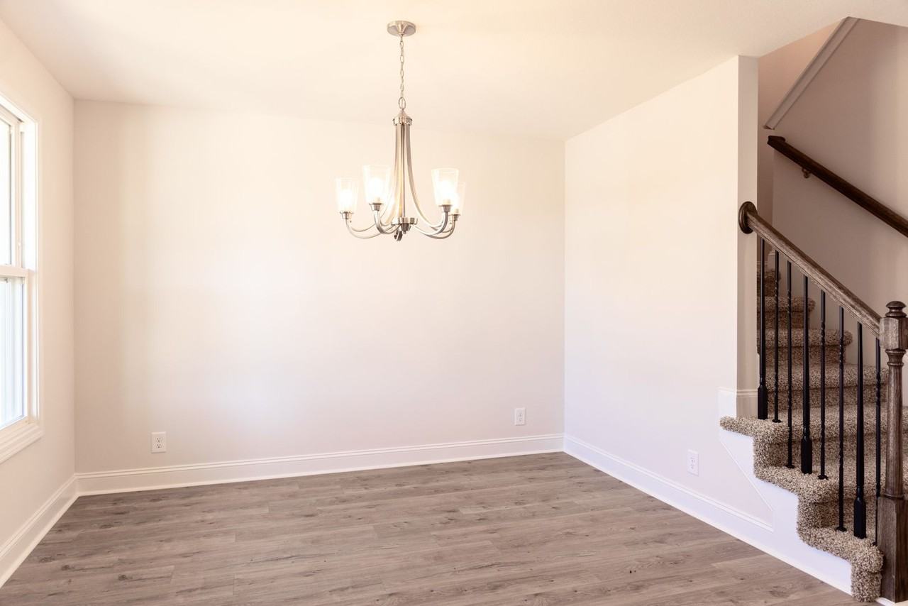 508 Ayden Ln - Photo 4 of 37
