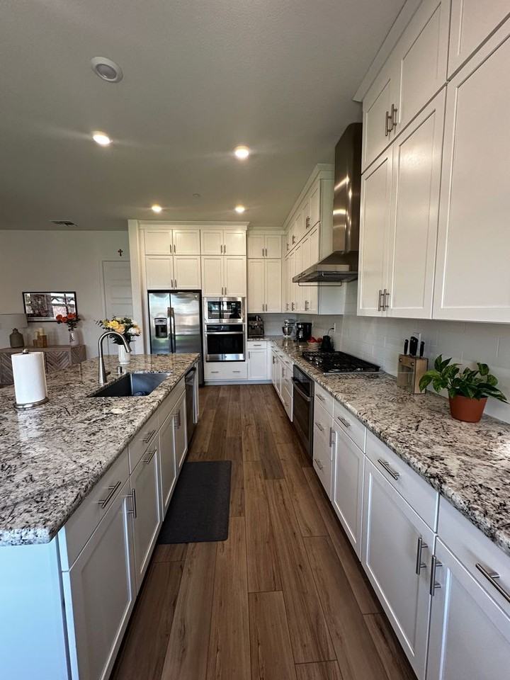2305 Banks Dr - Photo 7 of 50