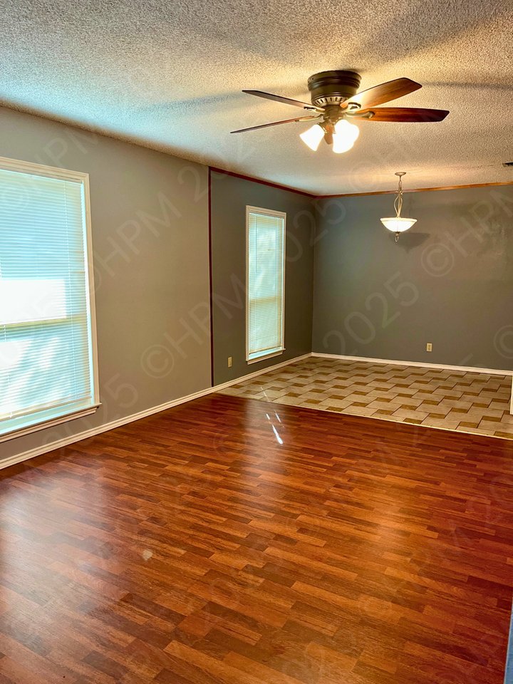 13603 Forest Walk - Photo 3 of 22