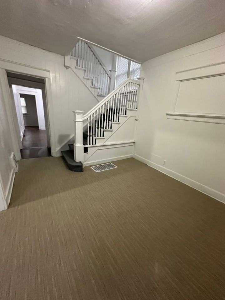 3606 Montgall Ave - Photo 2 of 13