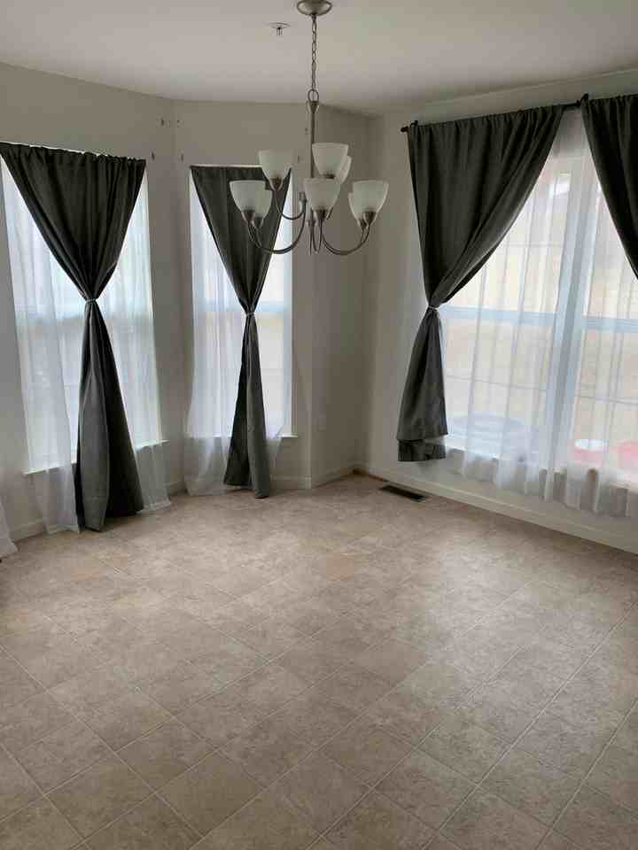142 Kestrel Ln - Photo 3 of 19