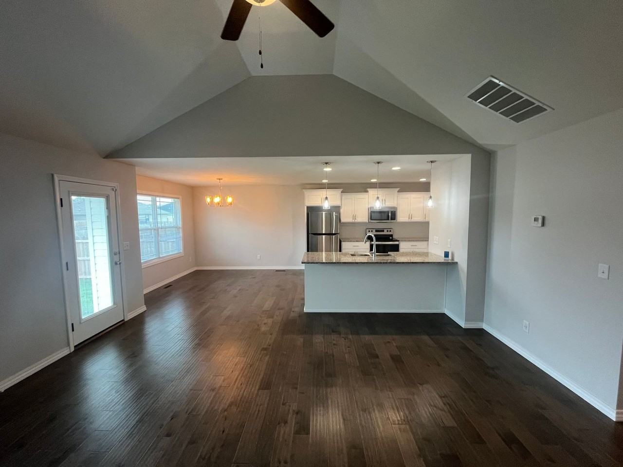 4387 W Skyler - Photo 4 of 16