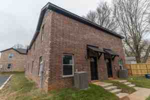 featured image of 1346 N Porter Rd