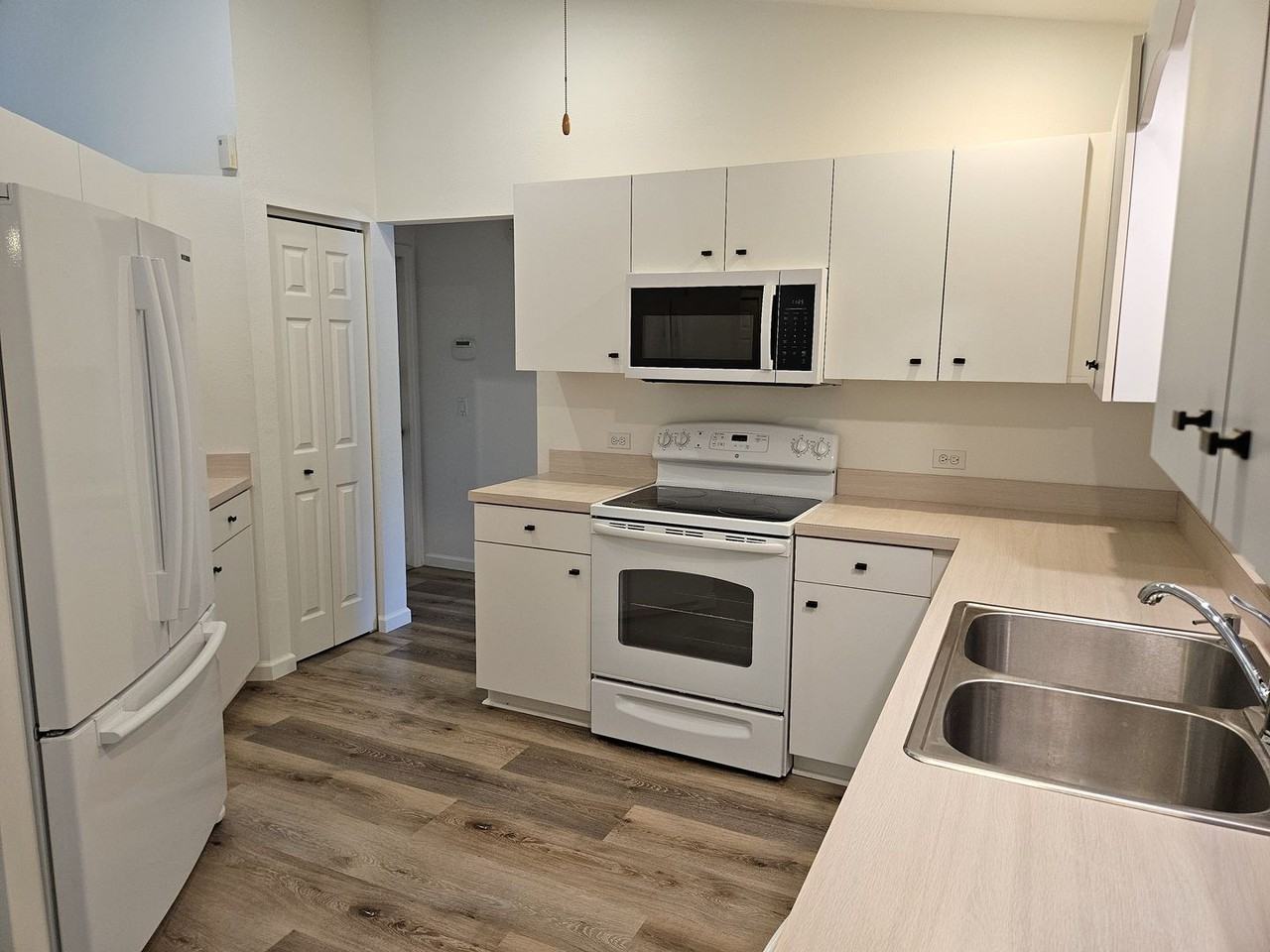 1088 Panda Rd - Photo 6 of 28