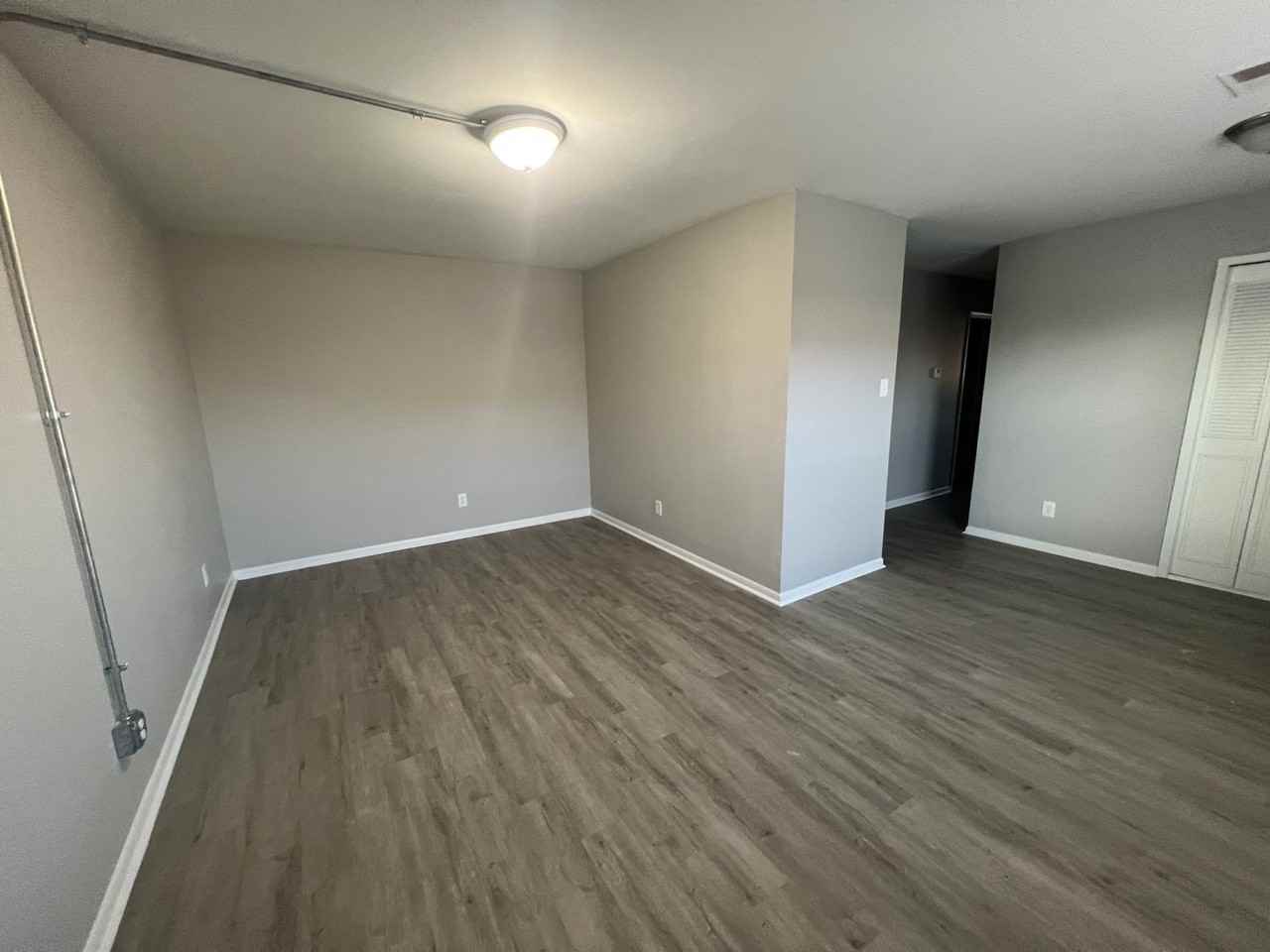 2343 Harrodsburg Road (Z2) - Photo 2 of 6