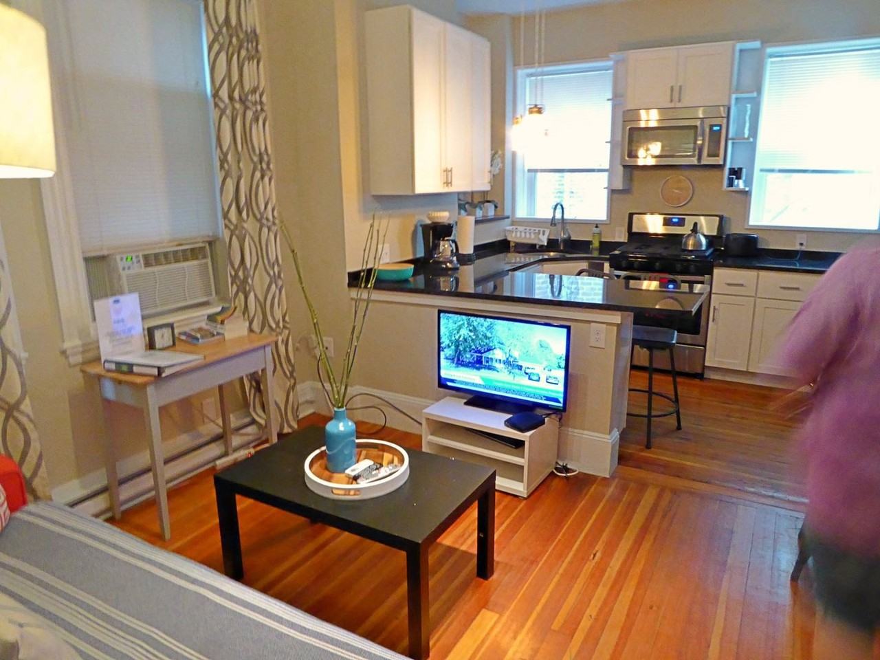 20 Moon St - Photo 3 of 16