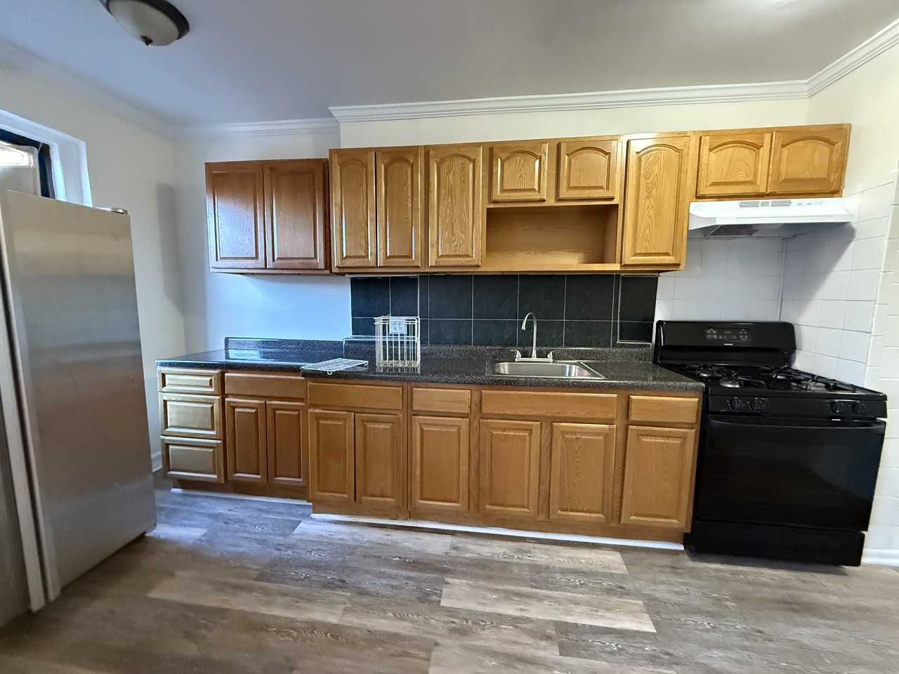 Taylor Ave - Photo 3 of 12