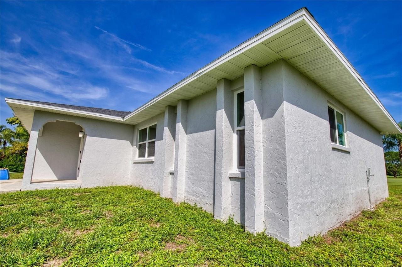 66 Oakland Hills Ct - Photo 6 of 35