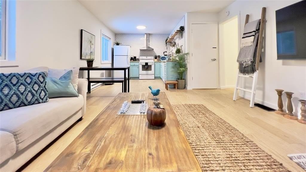 471 Horseshoe Lake Rd #A - Photo 2 of 39