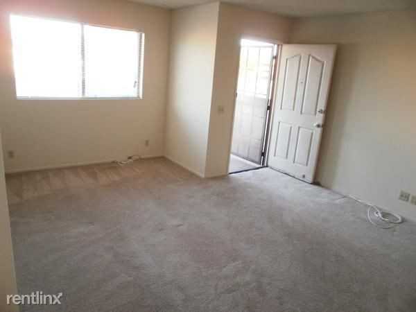 4267 Howard Ave - Photo 3 of 4