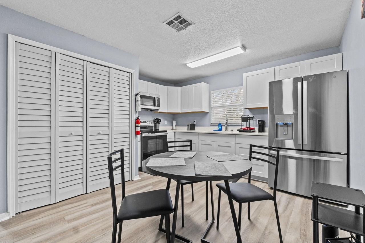 N 49th St - Photo 2 of 10