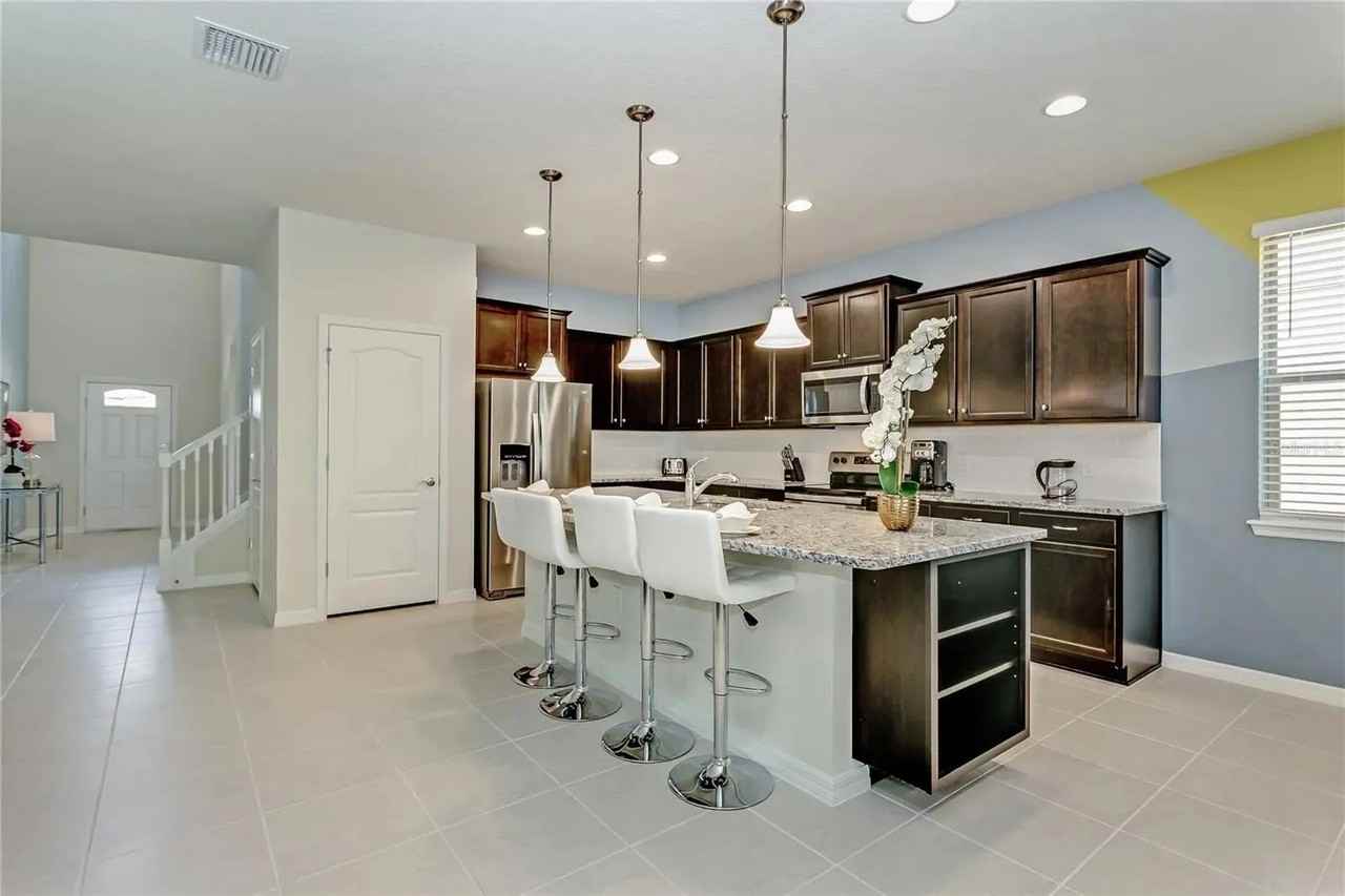 Bengal Ct - Photo 2 of 27