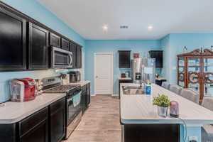 featured image of Fern Meadows Dr