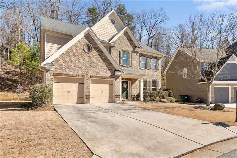 359 Shiloh Manor Dr - Photo 2 of 35