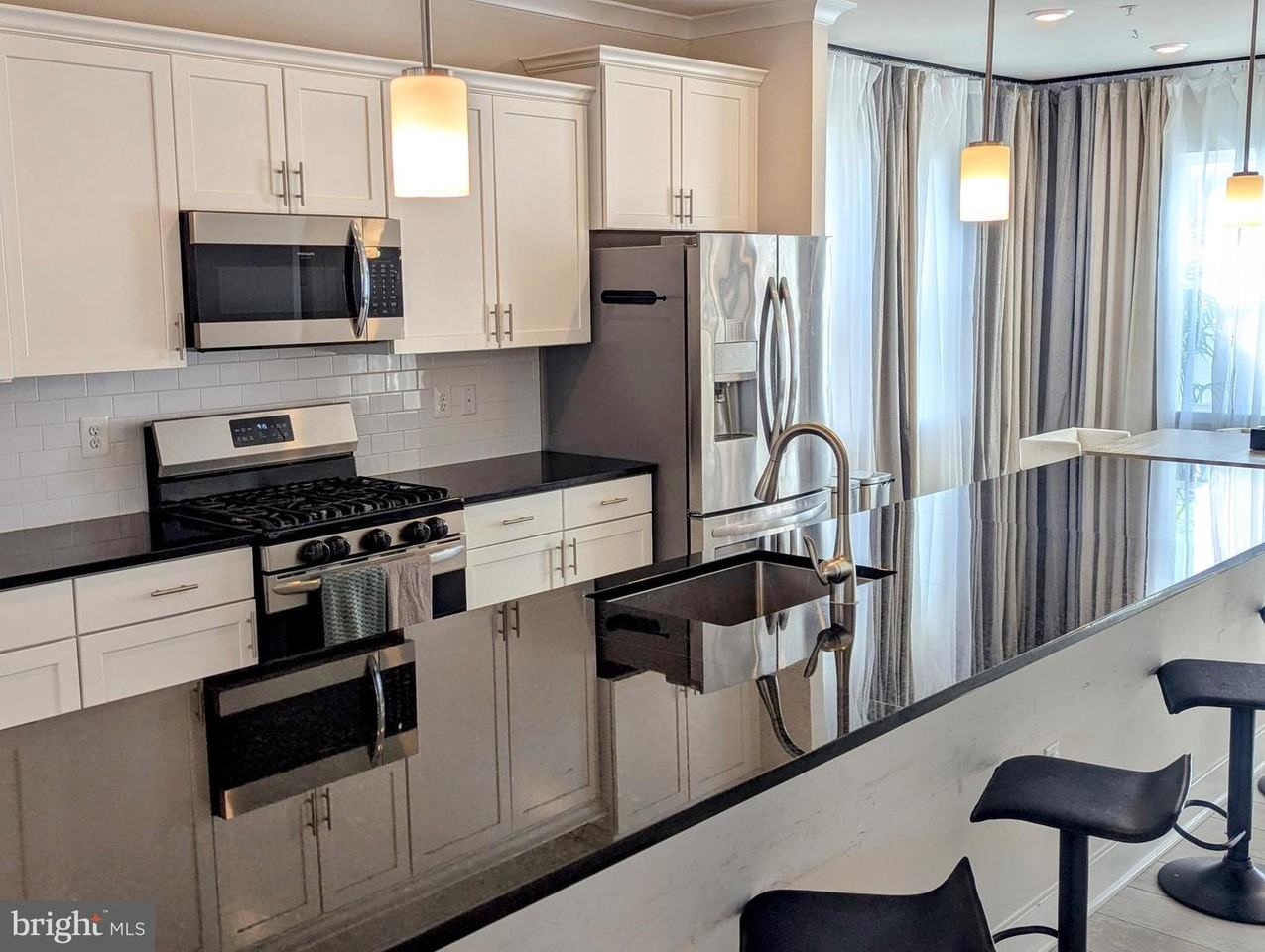 5900 Kate Chopin Pl - Photo 5 of 28