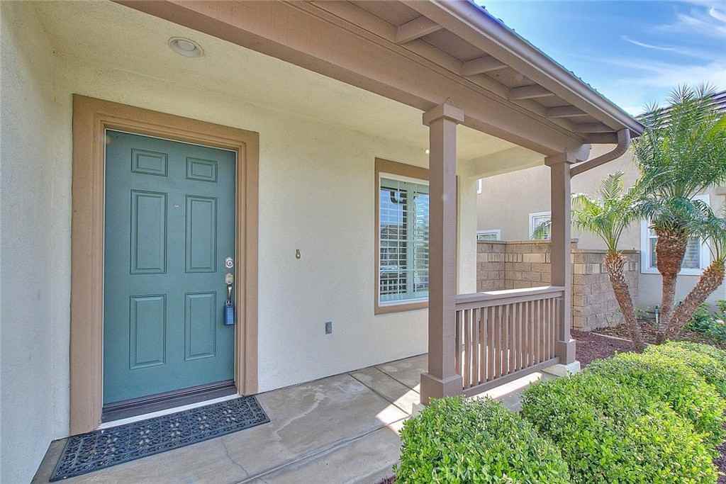 5729 Stanfield Ct - Photo 2 of 50