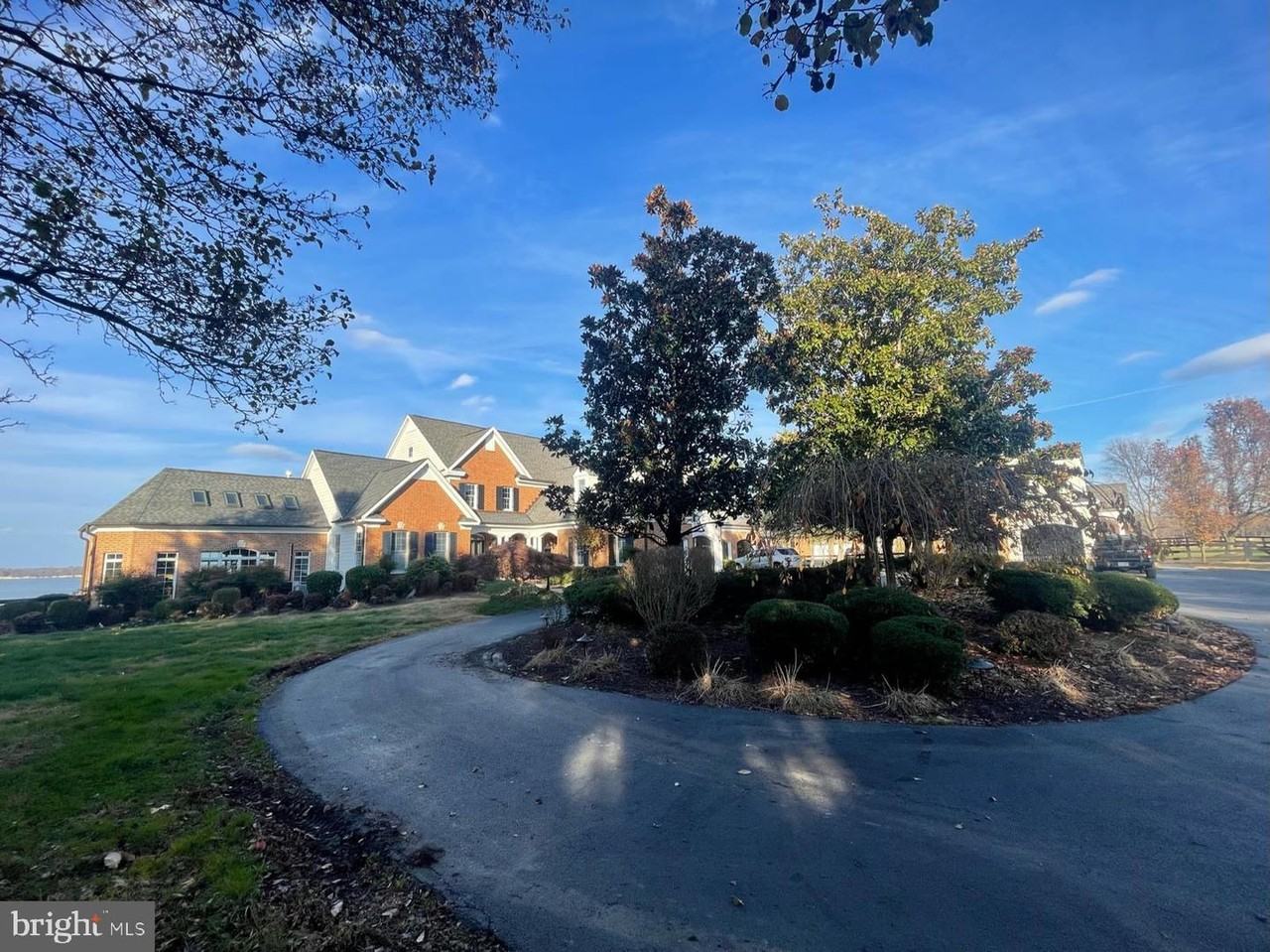 7426 Little Chatterton Ln - Photo 2 of 39