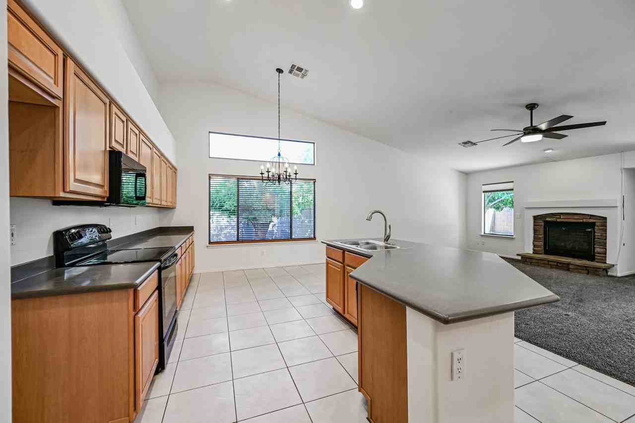 4463 East Downing Circle - Photo 7 of 34