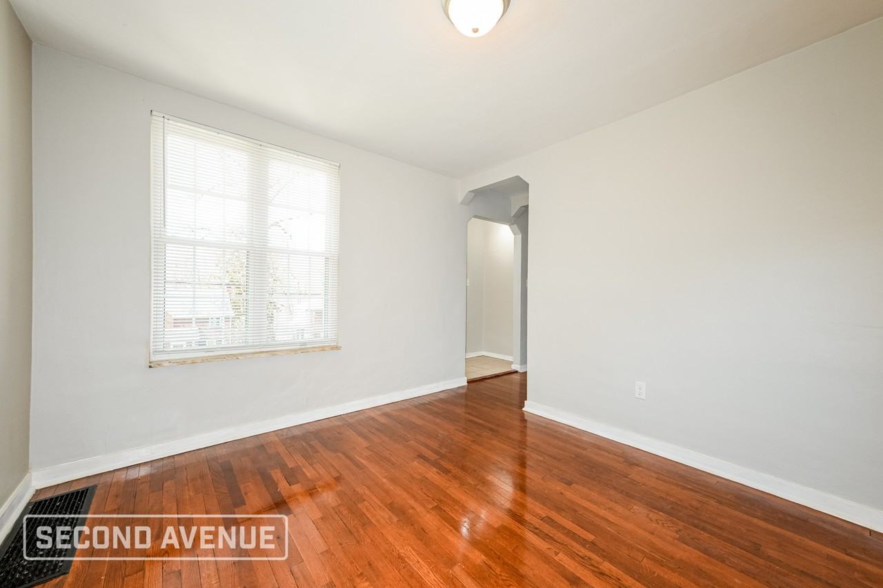 299 Barclay Ave - Photo 6 of 24