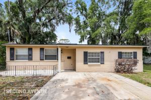 featured image of 1021 Lake Forest Blvd
