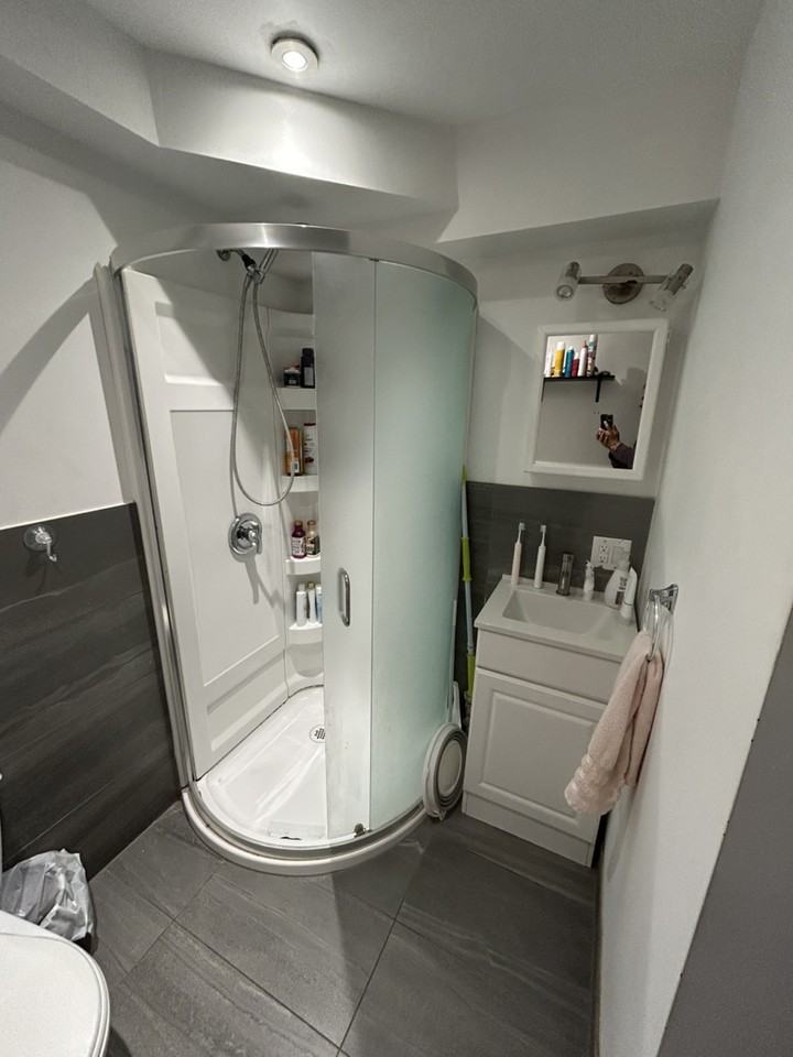 121 Cheritan Ave #2B - Photo 5 of 10
