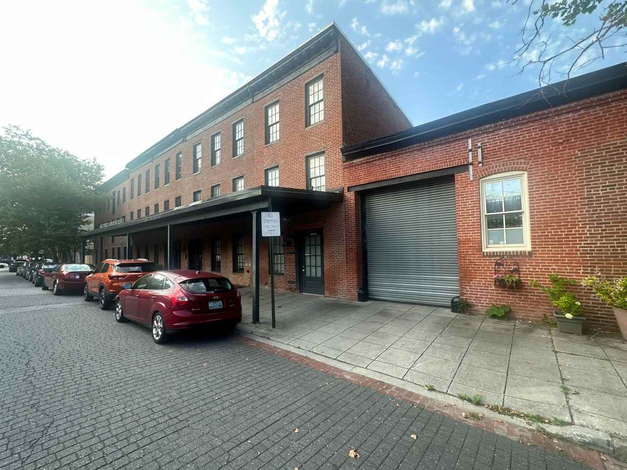 THE PORTLAND APARTMENTS - Photo 2 of 29