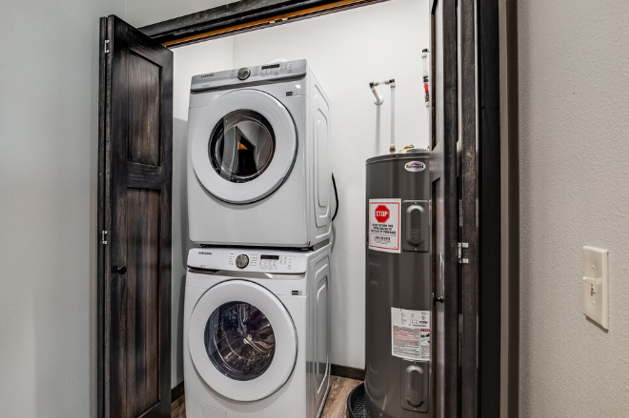 Welcome to Mill City Apartments – Modern Comfort in the Heart of New Richmond - Photo 6 of 23