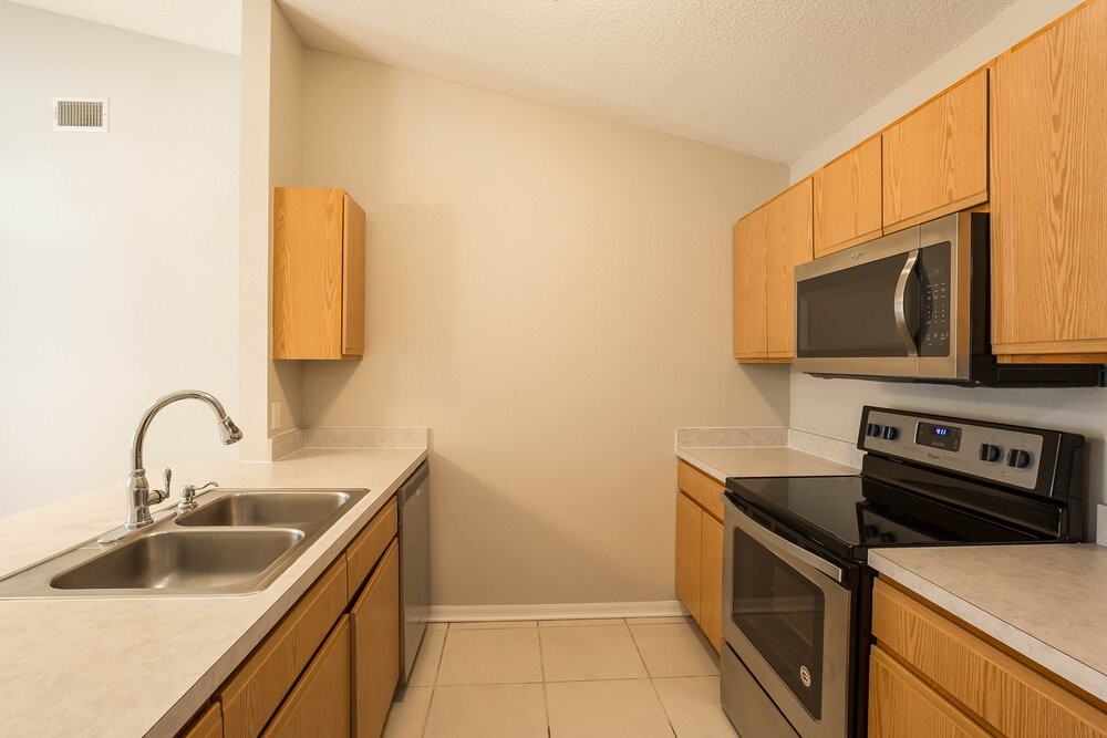 263 Diamond Ridge Blvd - Photo 4 of 14