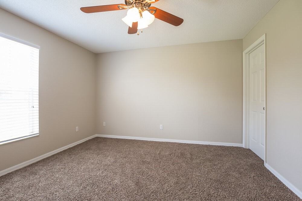 263 Diamond Ridge Blvd - Photo 7 of 14