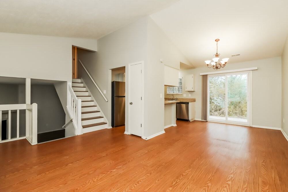 873 Highland Terrace Northeast - Photo 6 of 18