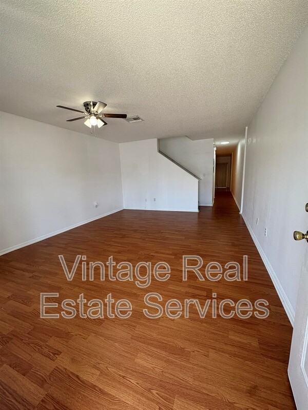1324 Kelridge Pl - Photo 3 of 21