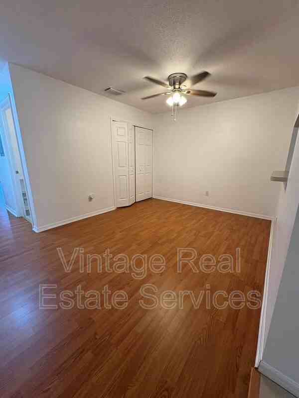 1324 Kelridge Pl - Photo 5 of 21