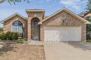 2758 Red Oak Dr - Photo 1 of 1