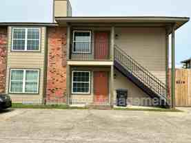 8219 Skysail Ave #D - Photo 1 of 1