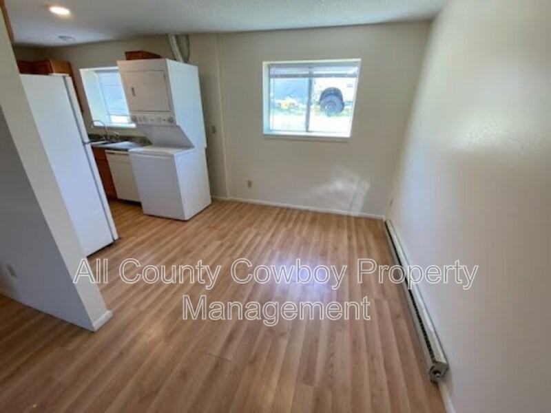 704 Ferris Ct #2 - Photo 2 of 8