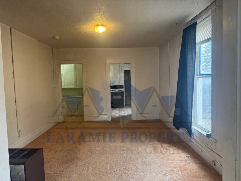 614 S 5th St #2 - Photo 4 of 11