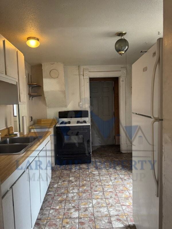 614 S 5th St #2 - Photo 7 of 11