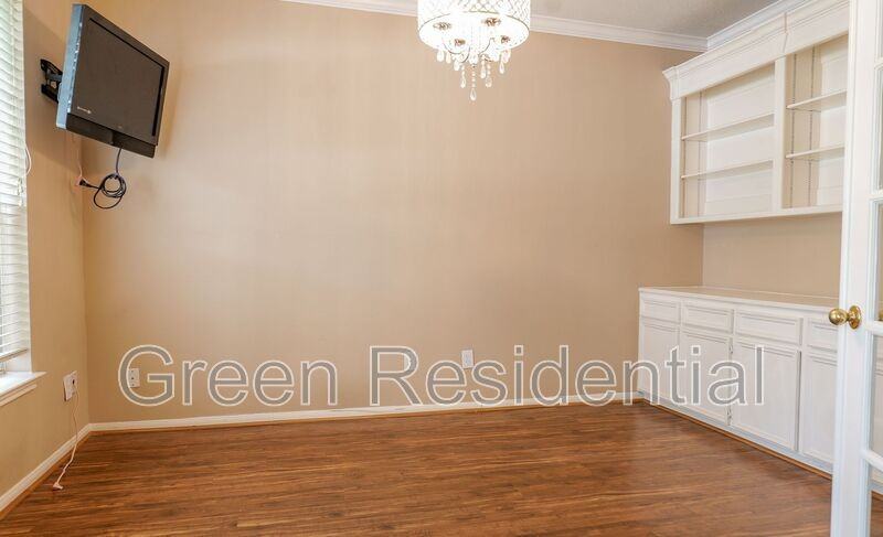 6423 Coley Park - Photo 2 of 32