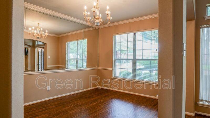 6423 Coley Park - Photo 3 of 32